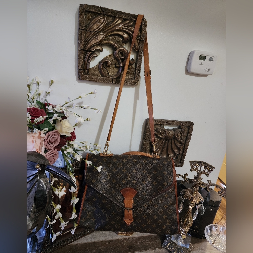 Louis Vuitton Monogram Shoulder Bag – Repair / Project / DIY